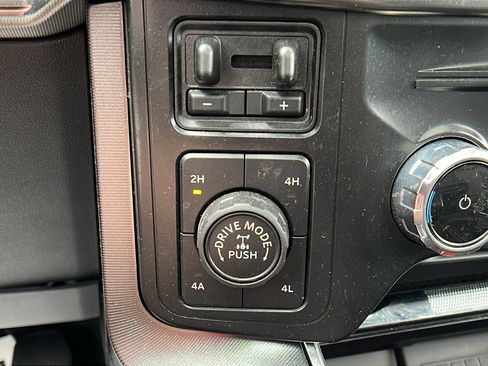 Used 2022 Ford F150 4x4 SuperCrew Hybrid image 33