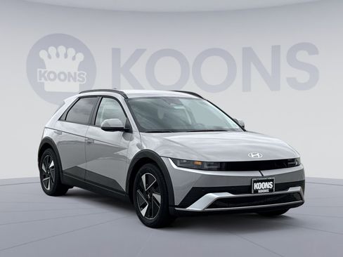 New 2025 Hyundai Ioniq 5 SEL image 10