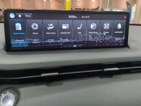 Certified 2025 Genesis GV70 3.5T Sport AWD/4WD image 24