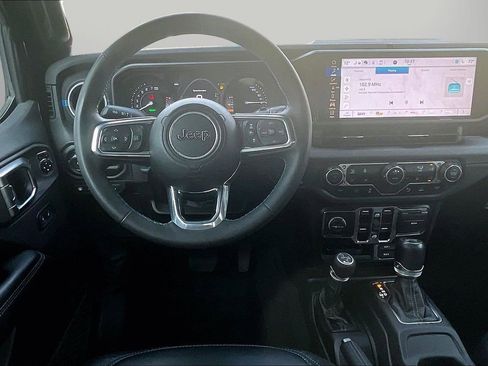 Used 2024 Jeep Wrangler High Altitude image 12