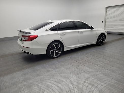 Used 2018 Honda Accord Sport image 10