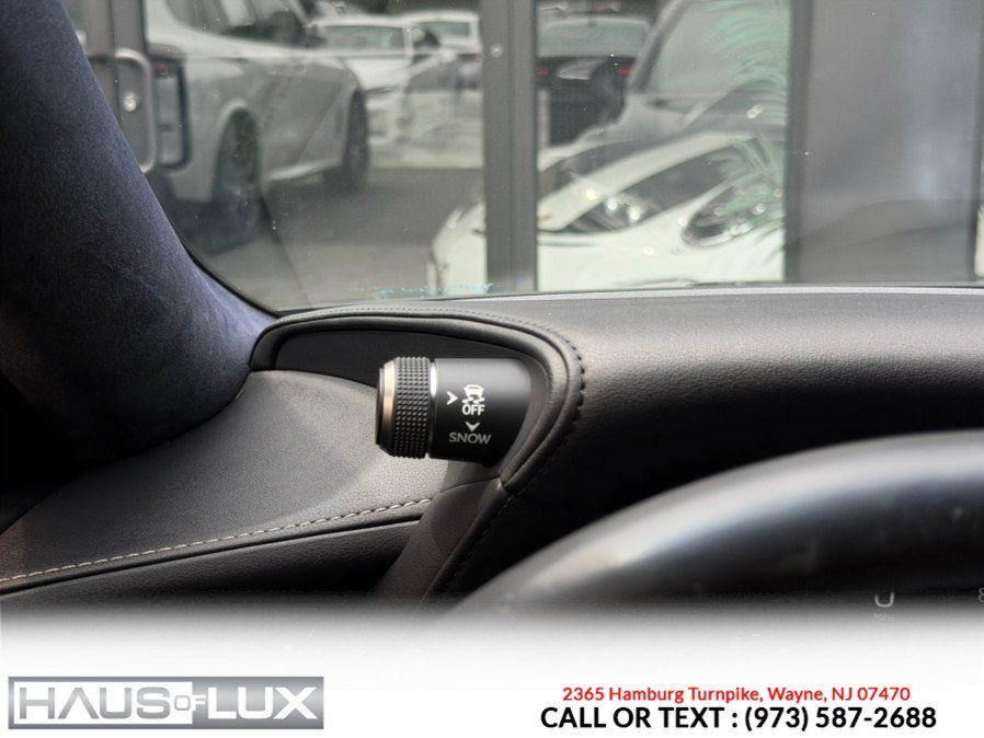 Used 2018 Lexus LS 500 F Sport w/ Accessory Package (Z1) AWD/4WD image 33