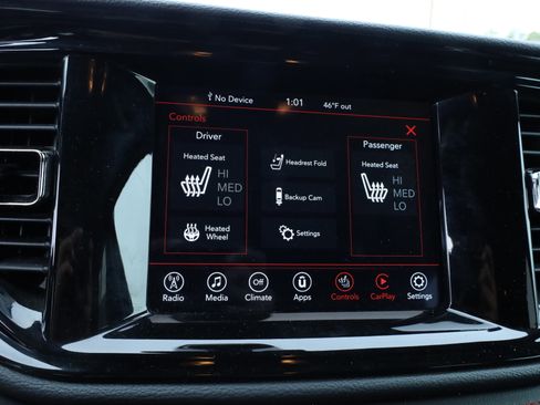 Used 2023 Dodge Durango GT image 11