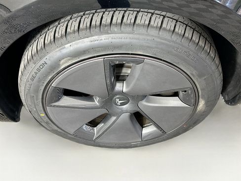 Used 2023 Tesla Model 3 Standard Range RWD image 11