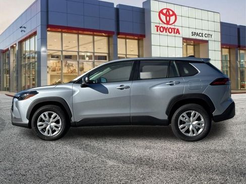 New 2026 Toyota Corolla Cross L FWD image 3