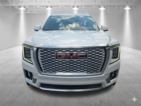 Certified 2023 GMC Yukon XL Denali AWD/4WD image 12