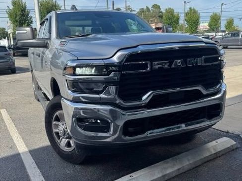 Used 2025 RAM 2500 Tradesman AWD/4WD image 5