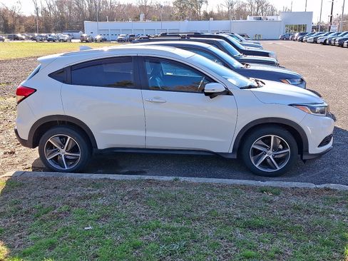 Certified 2021 Honda HR-V EX image 7