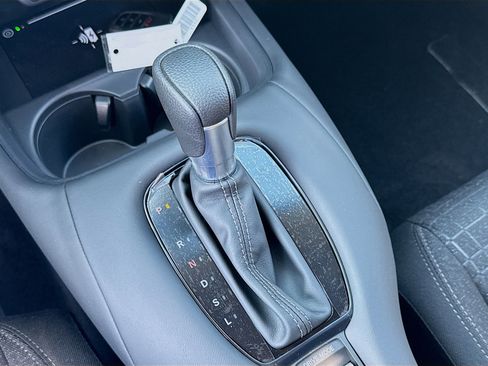 New 2026 Honda HR-V LX image 15