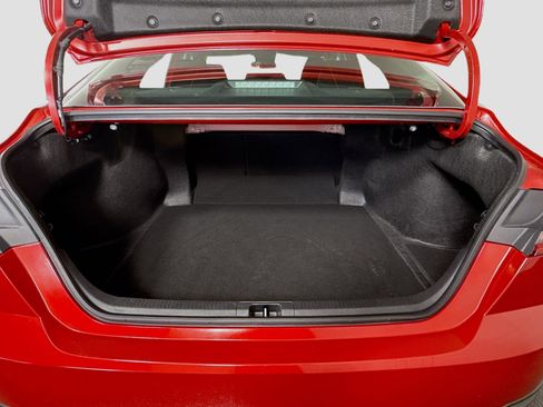 Used 2025 Toyota Camry LE image 35