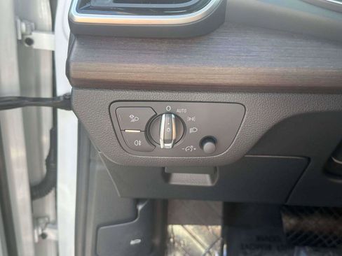 Used 2024 Audi Q5 e Premium Plus image 22