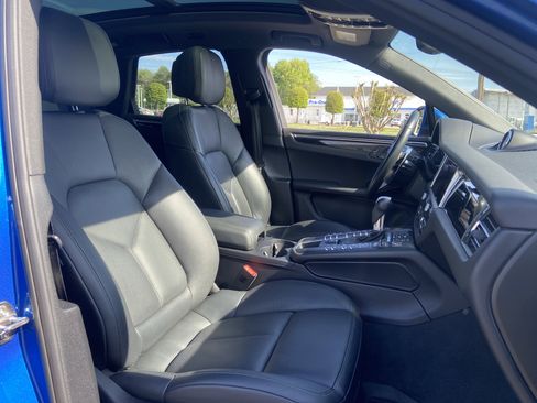 Used 2020 Porsche Macan image 18