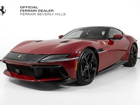 Used 2025 Ferrari 12Cilindri RWD image 1