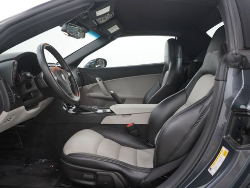 Used 2010 Chevrolet Corvette Grand Sport w/ Preferred Equipment Group RWD image 15