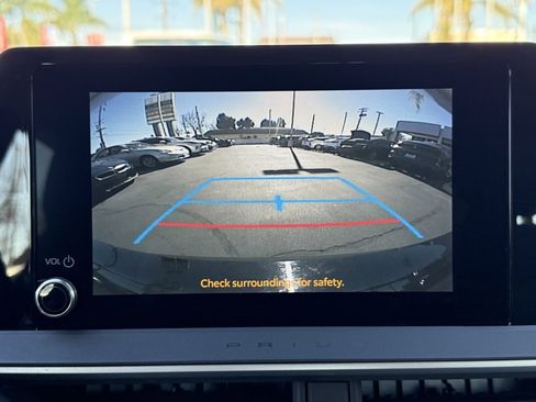 Used 2024 Toyota Prius LE image 23