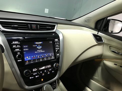 Used 2015 Nissan Murano Platinum w/ Platinum Technology Package FWD image 27