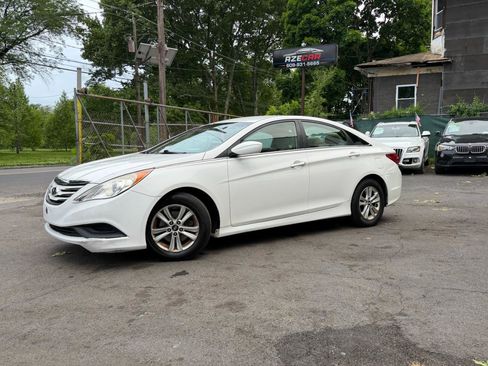 Used 2014 Hyundai Sonata GLS FWD image 3