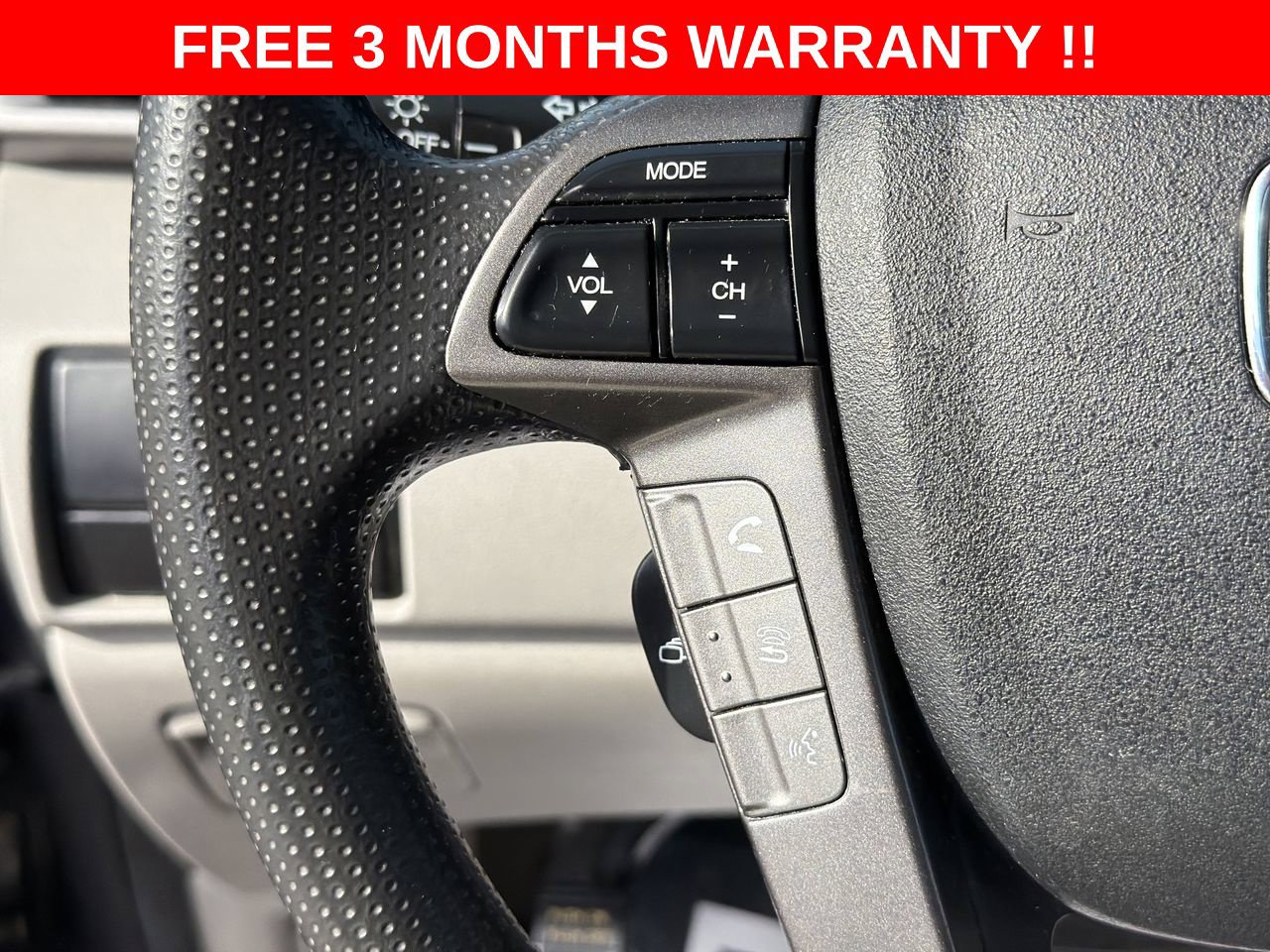 Used 2014 Honda Odyssey LX image 40