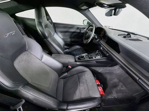 Certified 2022 Porsche 911 Carrera 4 GTS AWD/4WD image 28
