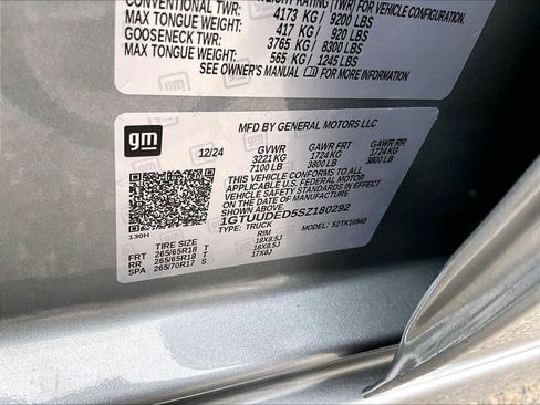 Used 2025 GMC Sierra 1500 SLT image 35