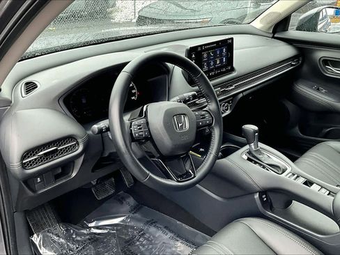 Used 2025 Honda HR-V EX-L image 17