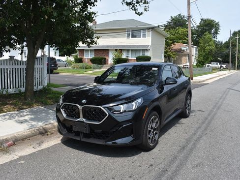 Used 2024 BMW X2 xDrive28i w/ Convenience Package AWD/4WD image 2