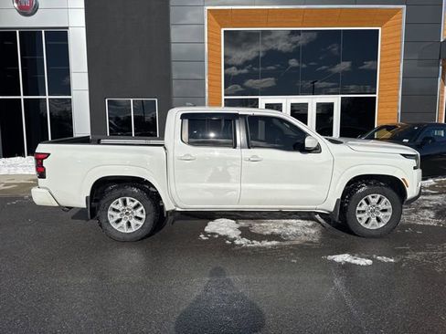 Used 2022 Nissan Frontier SV image 7