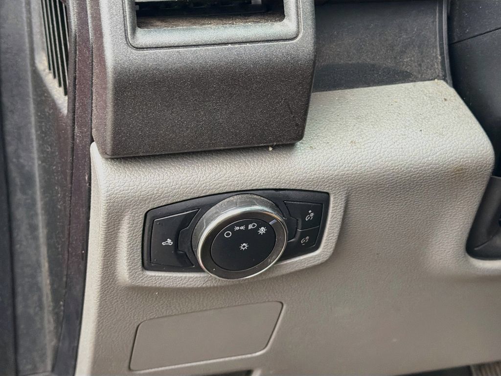 Used 2020 Ford F250 XL w/ STX Appearance Package AWD/4WD image 10