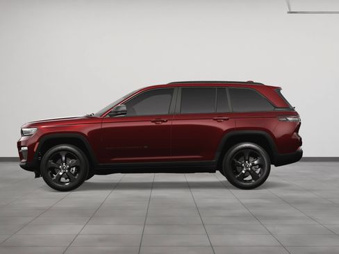 New 2025 Jeep Grand Cherokee Limited w/ Black Appearance Package image 4
