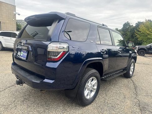 Used 2021 Toyota 4Runner SR5 Premium w/ Moonroof Package AWD/4WD image 37