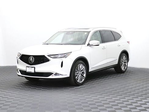 Used 2023 Acura MDX SH-AWD w/ Advance Package image 5