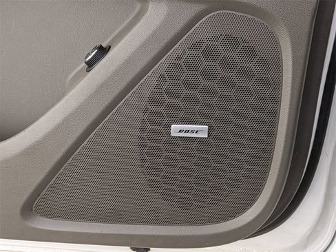 Used 2018 Chevrolet Traverse Premier image 26