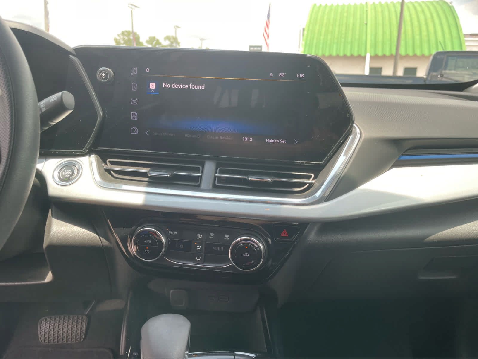 Used 2025 Chevrolet Trax LT FWD image 16