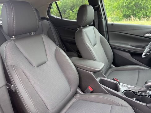 Used 2025 Buick Encore GX Preferred FWD image 10