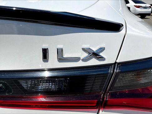 Used 2020 Acura ILX FWD image 32