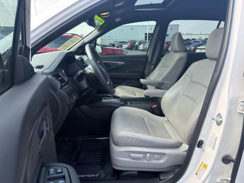 Used 2023 Honda Passport EX-L image 12