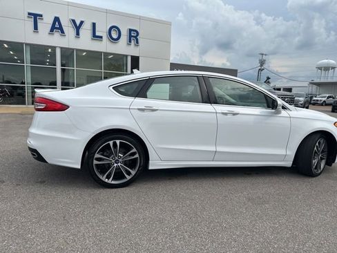 Used 2020 Ford Fusion Titanium AWD/4WD image 15