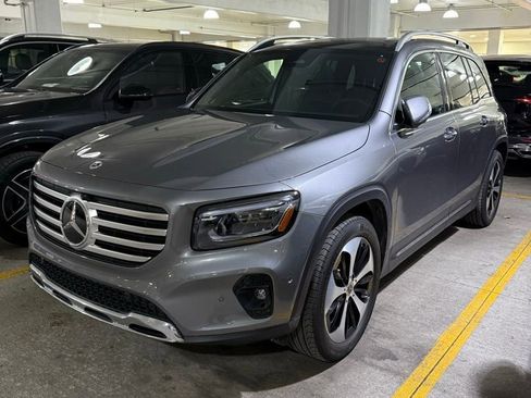 Certified 2026 Mercedes-Benz GLB 250 4MATIC image 1