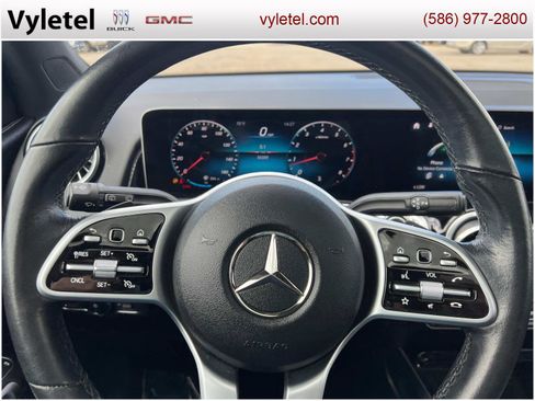 Used 2020 Mercedes-Benz GLB 250 4MATIC image 19