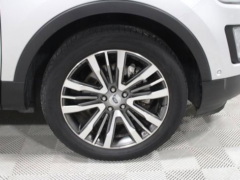 Used 2016 Ford Explorer Platinum AWD/4WD image 46