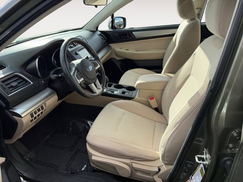 Used 2016 Subaru Outback 2.5i image 10