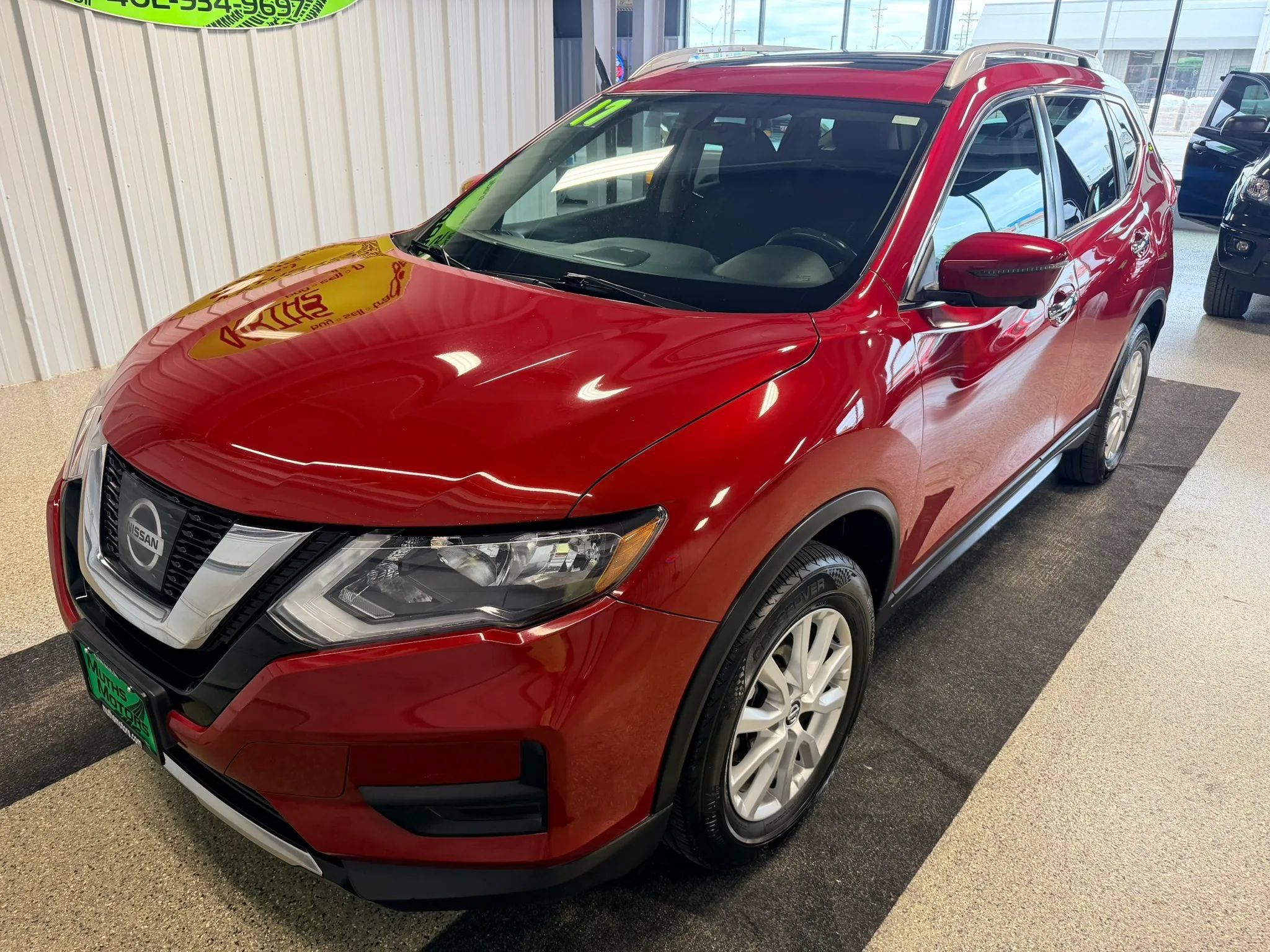 Used 2017 Nissan Rogue SV w/ Sun & Sound Touring Package AWD/4WD image 1