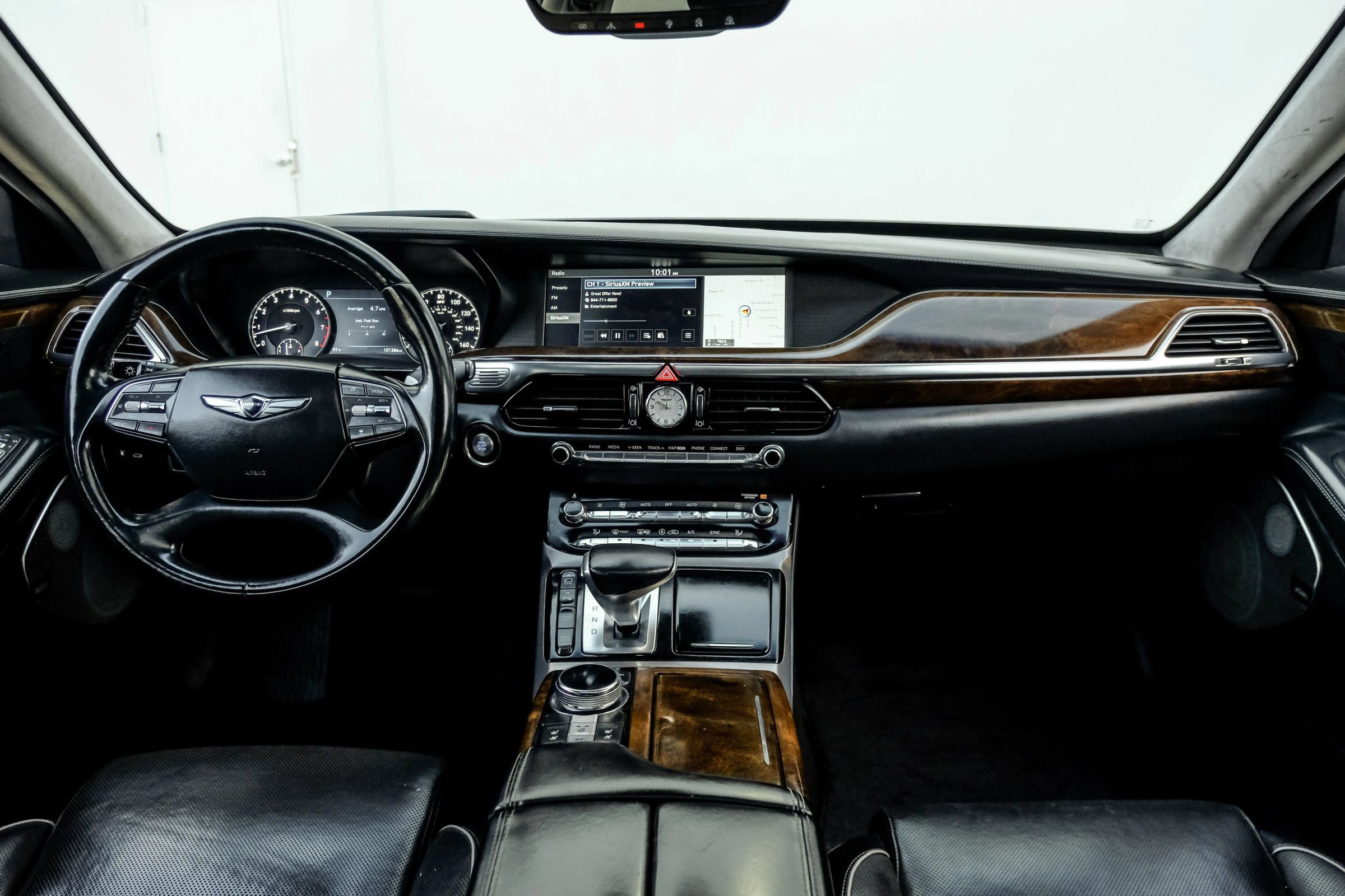 Used 2019 Genesis G90 5.0 Ultimate RWD image 22