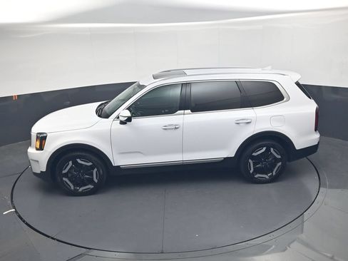 Used 2025 Kia Telluride S FWD image 37