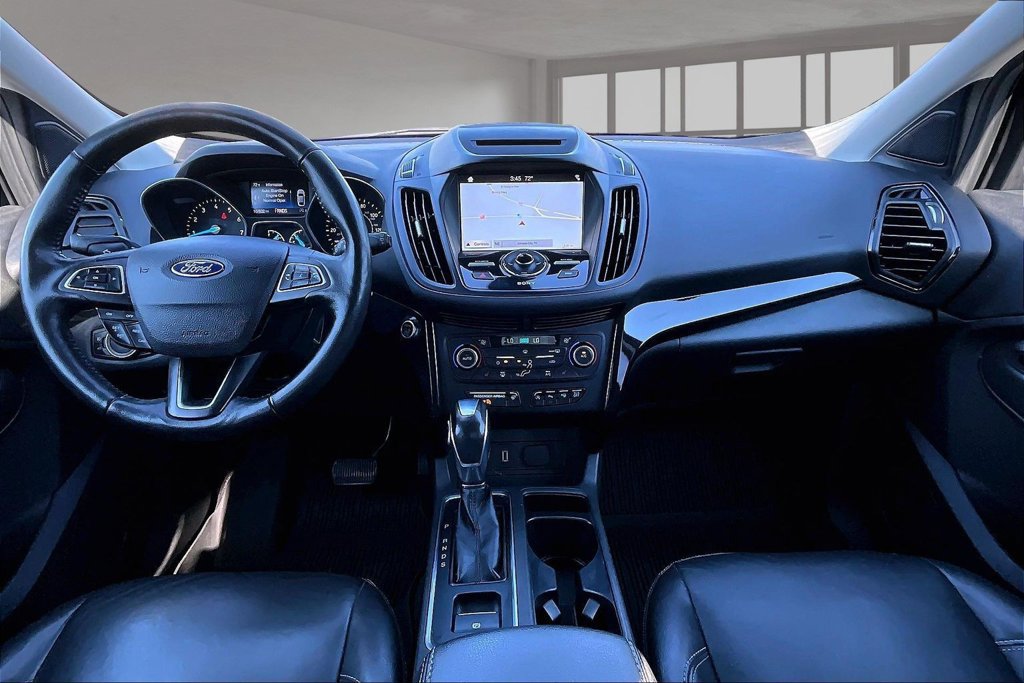 Used 2018 Ford Escape Titanium AWD/4WD image 16