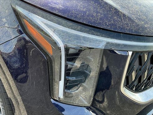New 2026 Kia Carnival EX FWD image 8