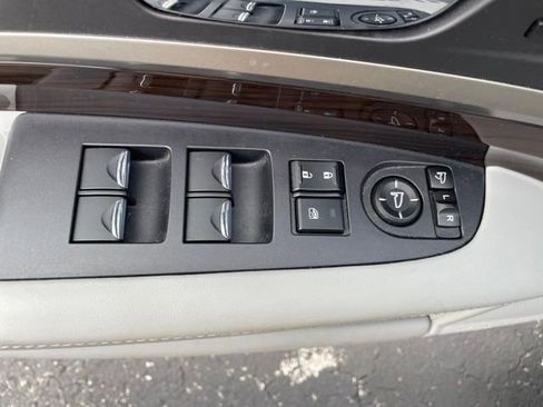 Used 2017 Acura RLX w/ Technology Package FWD image 12