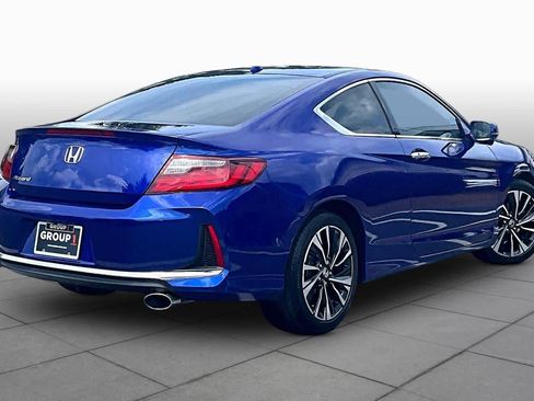 Used 2017 Honda Accord EX-L image 12