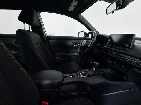 Used 2024 Honda HR-V Sport image 28