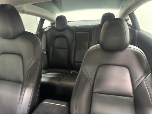 Used 2022 Tesla Model 3 Long Range AWD/4WD image 31